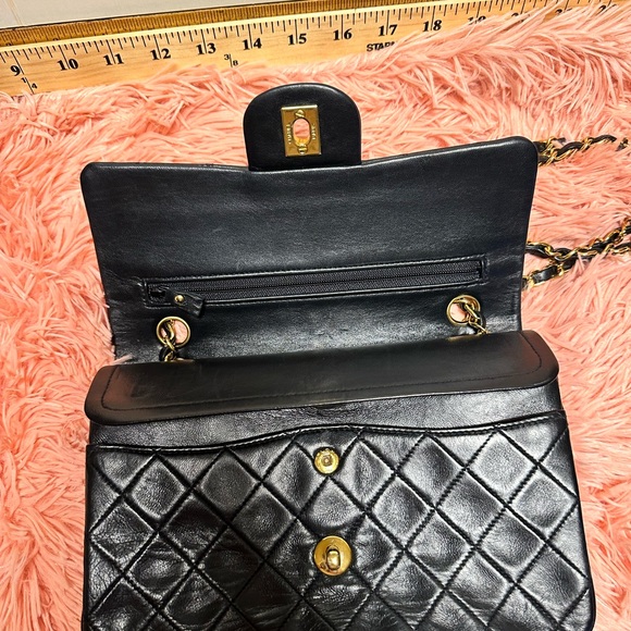 Chanel Small Classic Double Flap Vintage in Black Lambskin - Picture 6 of 9